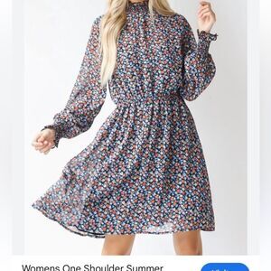 Dress Up Floral Long Sleeve Dress‎ NWT Size Small Fitted